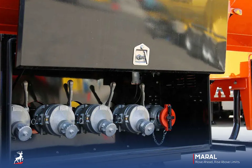 تریلی تانکر حمل سوخت سه محور