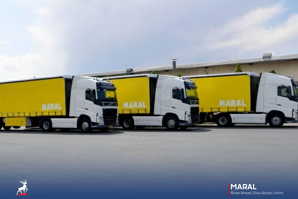 تریلی چادری  سه محور با سقف و دیواره های کشوئی